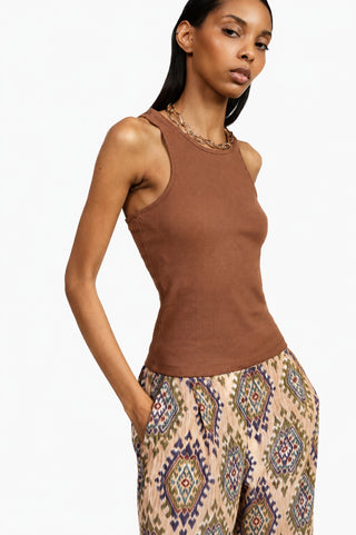 DIXIE Top smanicato a costine girocollo fit aderente