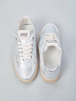 OVYE' Sneaker in pelle laminata,