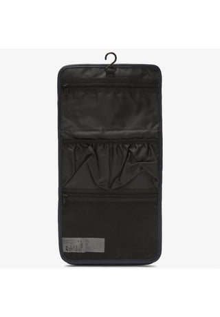 K-WAY Reville è il beauty case con doppia zip